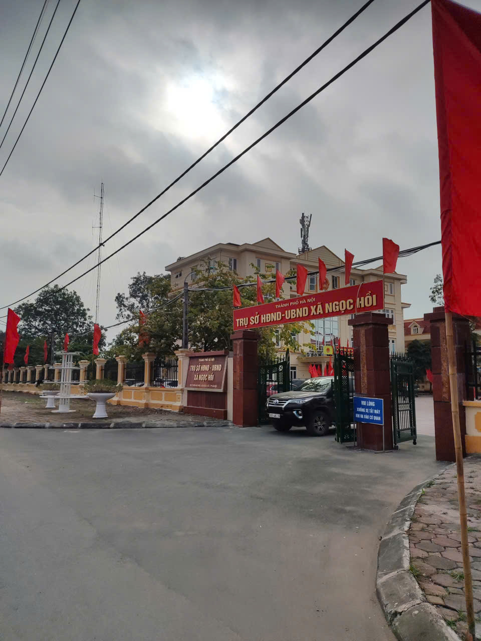  ????????????DIỆN TÍCH TO- Ở HOẶC CHO THUÊ LUÔN- CHỦ CẦN BÁN GẤP- ĐẤTVUONG ĐẸP CÓ NHÀ CẤP 4. ???? ???? ???? 