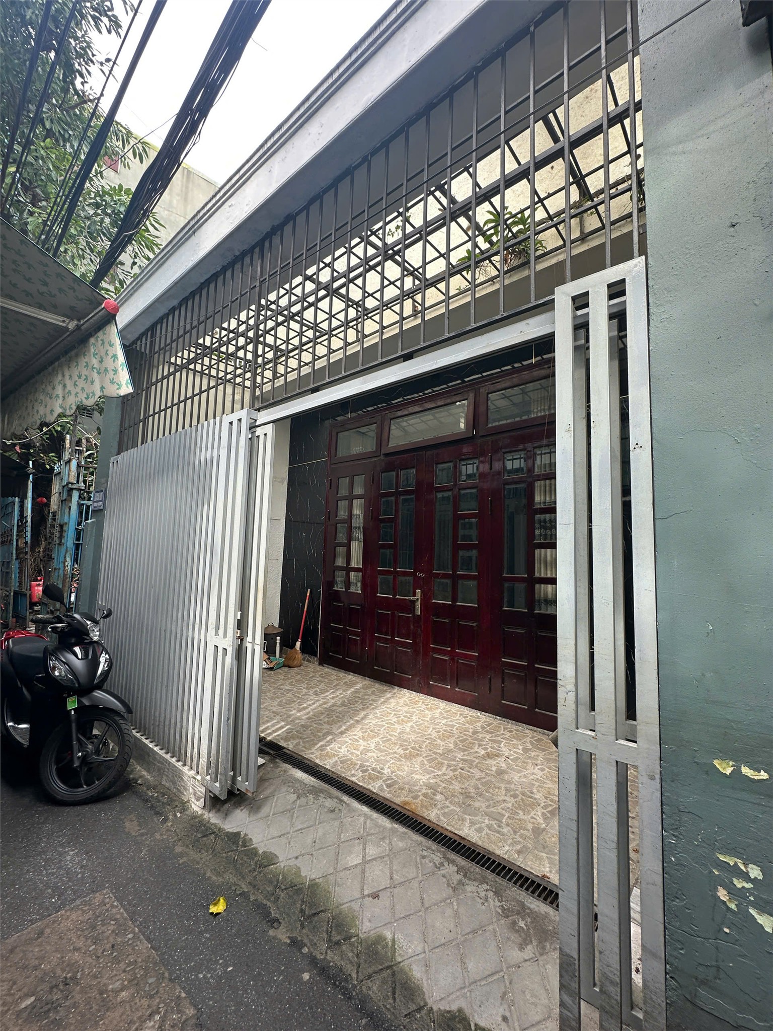  CẦN BÁN HOẶC CHO THUÊ Nhà Kiệt Trung tâm TP Đà Nẵng, mặt tiền rộng rãi 5m, hướng Đông Nam tài lộc 