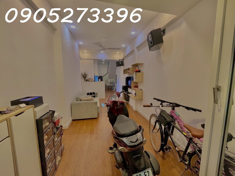  NHÀ MỚI PHÚ NHUẬN GIÁP QUẬN 3 VÀ QUẬN 1, 2 CĂN RA MẶT TIỀN, GẦN 40M2, 2 TẦNG KIÊN CỐ, TẶNG HẾT NỘI THẤT, CHỈ 3.9 TỶ 