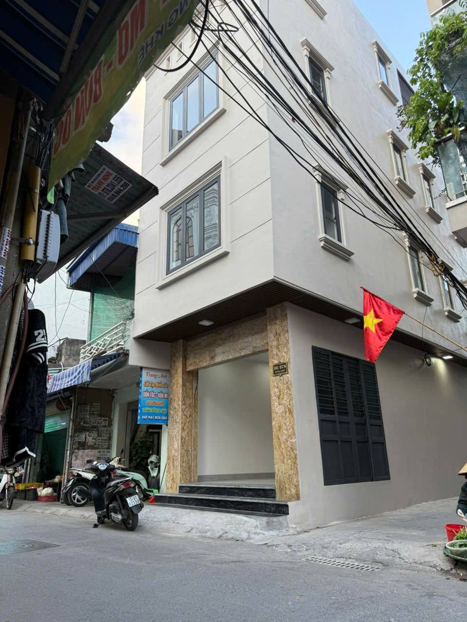  Bán Nhà Độc Lập Lô Góc Kinh Doanh Sầm Uất – Mặt Chợ 275 Đông Khê, Hải Phòng 