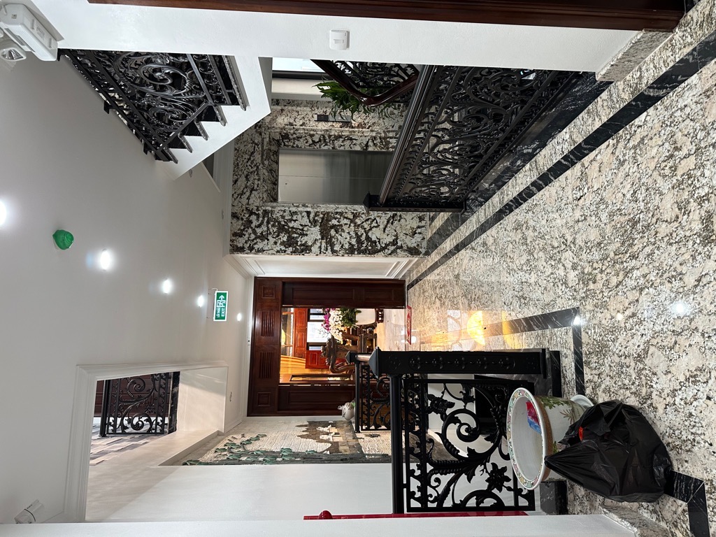  Bán nhà siêu đẹp Ngọc Thụy- Dân xây -Ô tô tránh- 100m 6 tầng thang máy nhỉnh 22 tỷ(TL) 