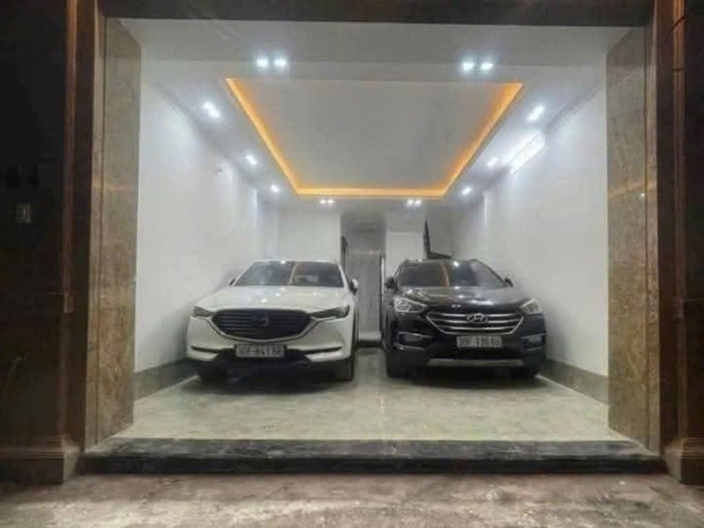  ????BÁN NHÀ VƯƠNG THỪA VŨ  - PHÂN LÔ - OTO  - KINH DOANH - NGÕ THÔNG,  7 TẦNG  THANG MÁY : DT 50M , MT 5.7M NHỈNH 21 TỶ 