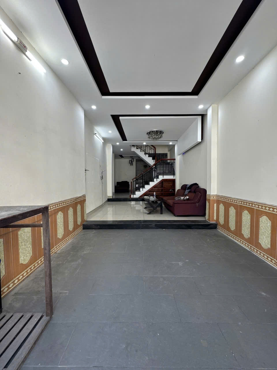  HOT????KIỆT Ô TÔ TRÁNH CHỈ 5.X ĐỒNG - SẴN NHÀ 3 TẦNG KIÊN CỐ - DT 62.2M2 (3.8X16.4) NỞ HẬU NHẸ - VỊ TRÍ TRUNG TÂM THANH KHÊ, SÁT MẶT TIỀN 