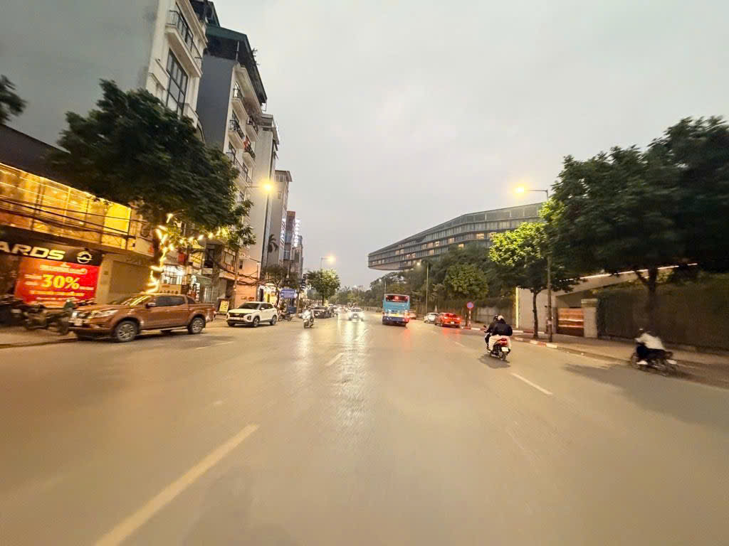  ????Bán Nhà Mễ Trì Nam Từ Liêm Khu Dân Trí Cao Hiếm Nhà Bán
 LH 0972-078-667 