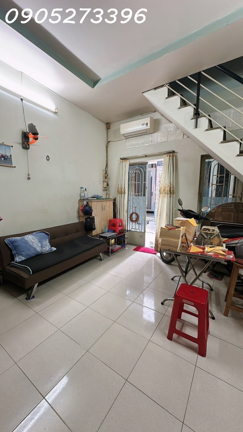  TRUNG TÂM P15 TÂN BÌNH, GẦN MẶT TIỀN, HẺM NGAY NHÀ 3M, GẦN 30M2, 2 TẦNG  2PN, HOÀN CÔNG ĐỦ, TẶNG NỘI THẤT, CHÀO CHỈ 3 TỶ. 