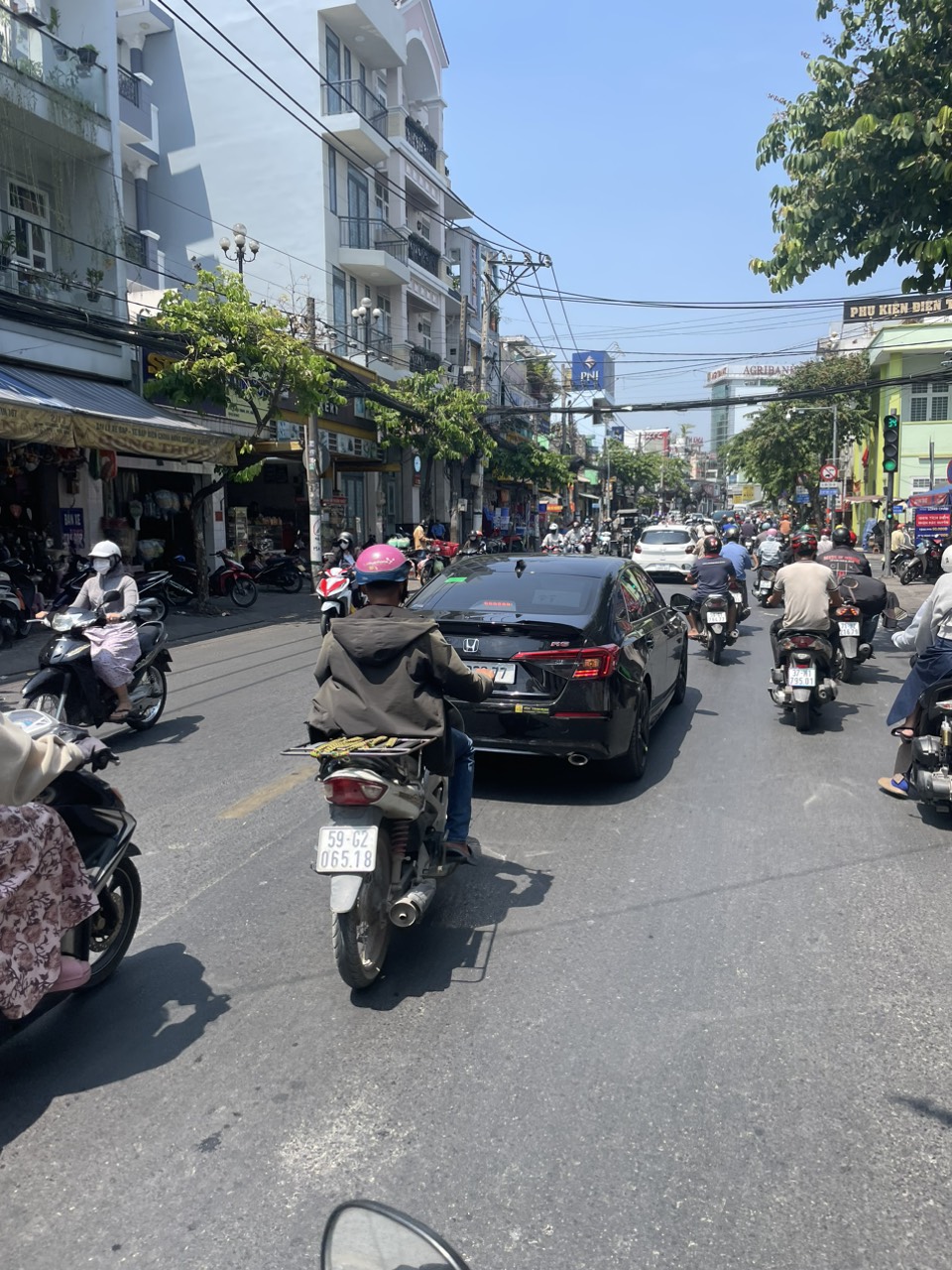  Bán nhà mặt tiền 9x27m giá 26 tỷ Đường Lý Thường Kiệt 