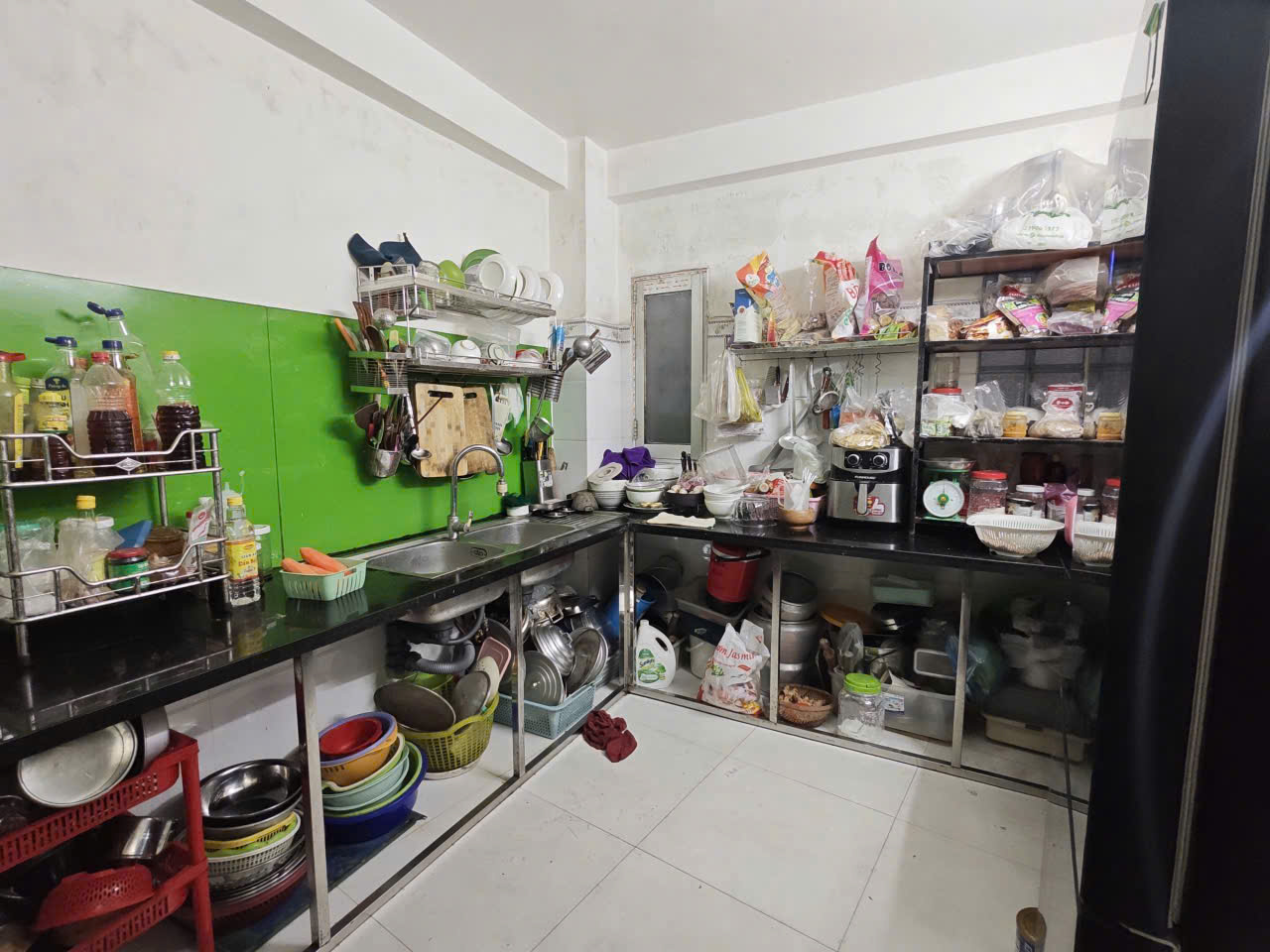  BÁ.N NHÀ MẶT TIỀN HƯƠNG ĐIỀN THUẬN TIỆN Ở VÀ KINH DOANH - Diện tích: 81,5m2 Gi.á bá.n: 4 tỷ 950 (bao thuế phí). lh e Trinh Số chứng chỉ: KH - 25.000576 