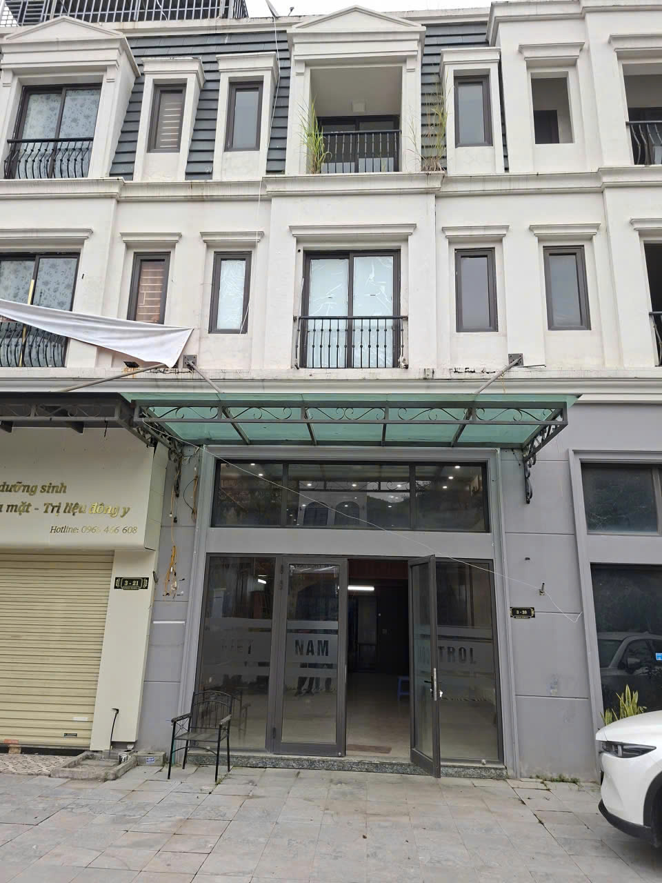  CHO THUÊ NHÀ 3,5 TẦNG – VỊ TRÍ ĐẮC ĐỊA KHU KING TOWS, HẠ LONG 