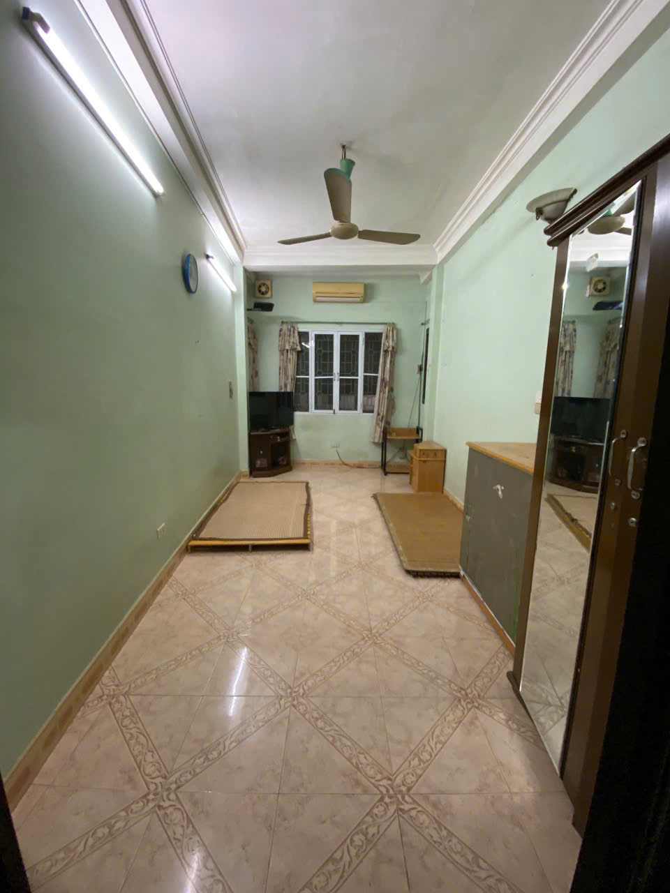  Cho thuê nhà ngõ 27 Đại Cổ Việt, 33m² x 4 tầng, 3 ngủ, 2 vệ sinh, 10 triệu/tháng 