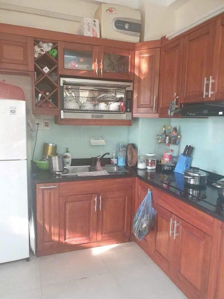  Cho thuê nhà nguyên căn ngõ 111 Nguyễn Chính, 37m2 x 5 tầng, 3 PN, 10 triệu 