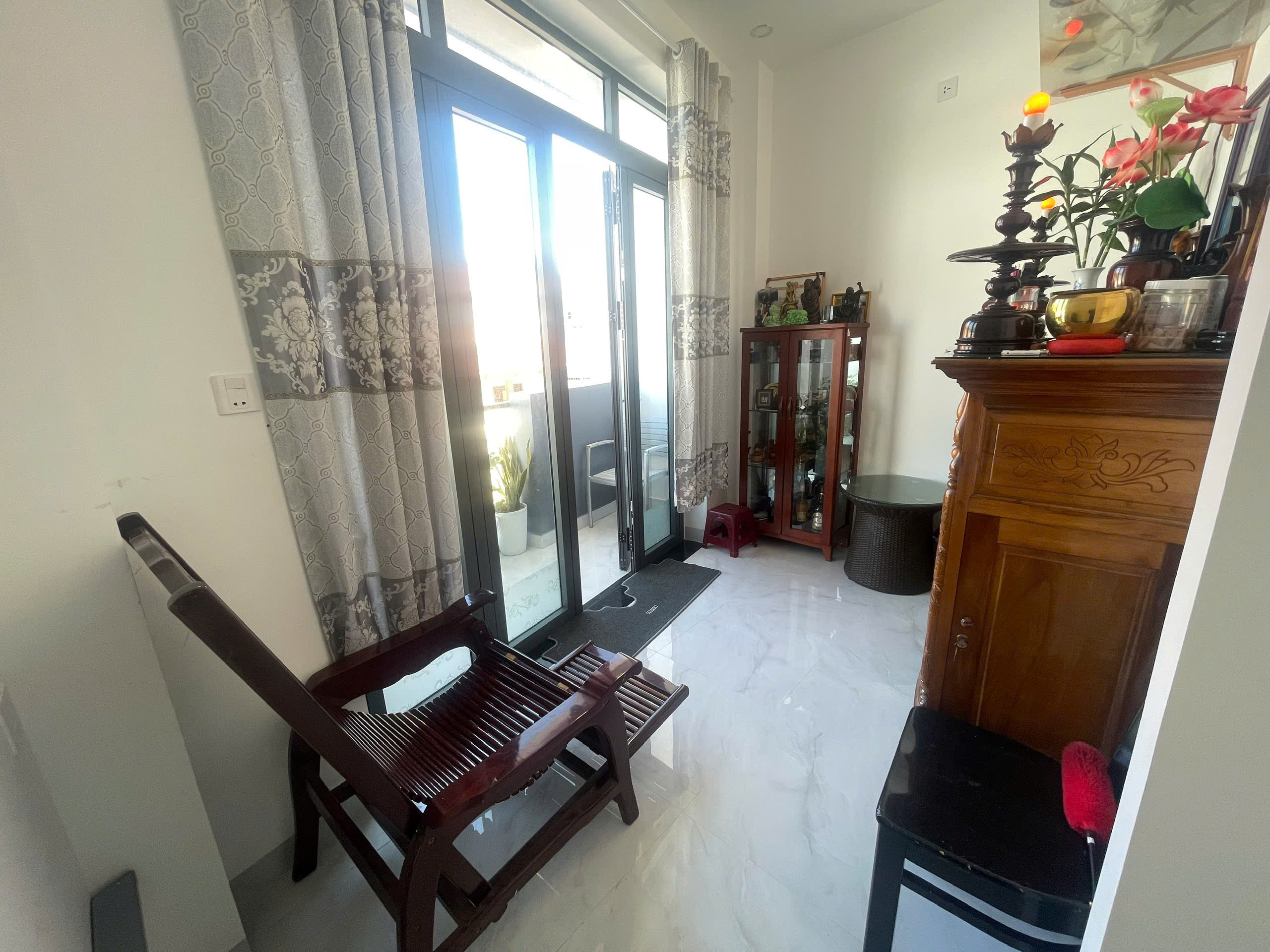  Chủ kẹt tiền cần bán gấp trong 2 tuần để vào SG   đường 2/4, Diện tích: 44,5m2 Giá bán: 3,950 tỷ (có bớt lộc) mọi thông tin chi tiết vui lòng lh e Trinh Số chứng chỉ: KH - 25.000576 