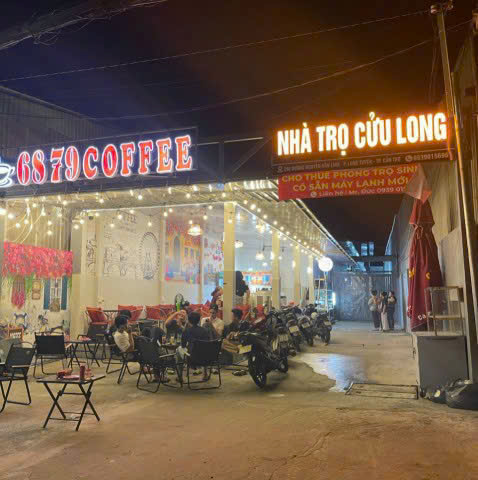  Cho thuê mặt bằng kinh doanh phía sau có 74 căn phòng trọ sinh viên 