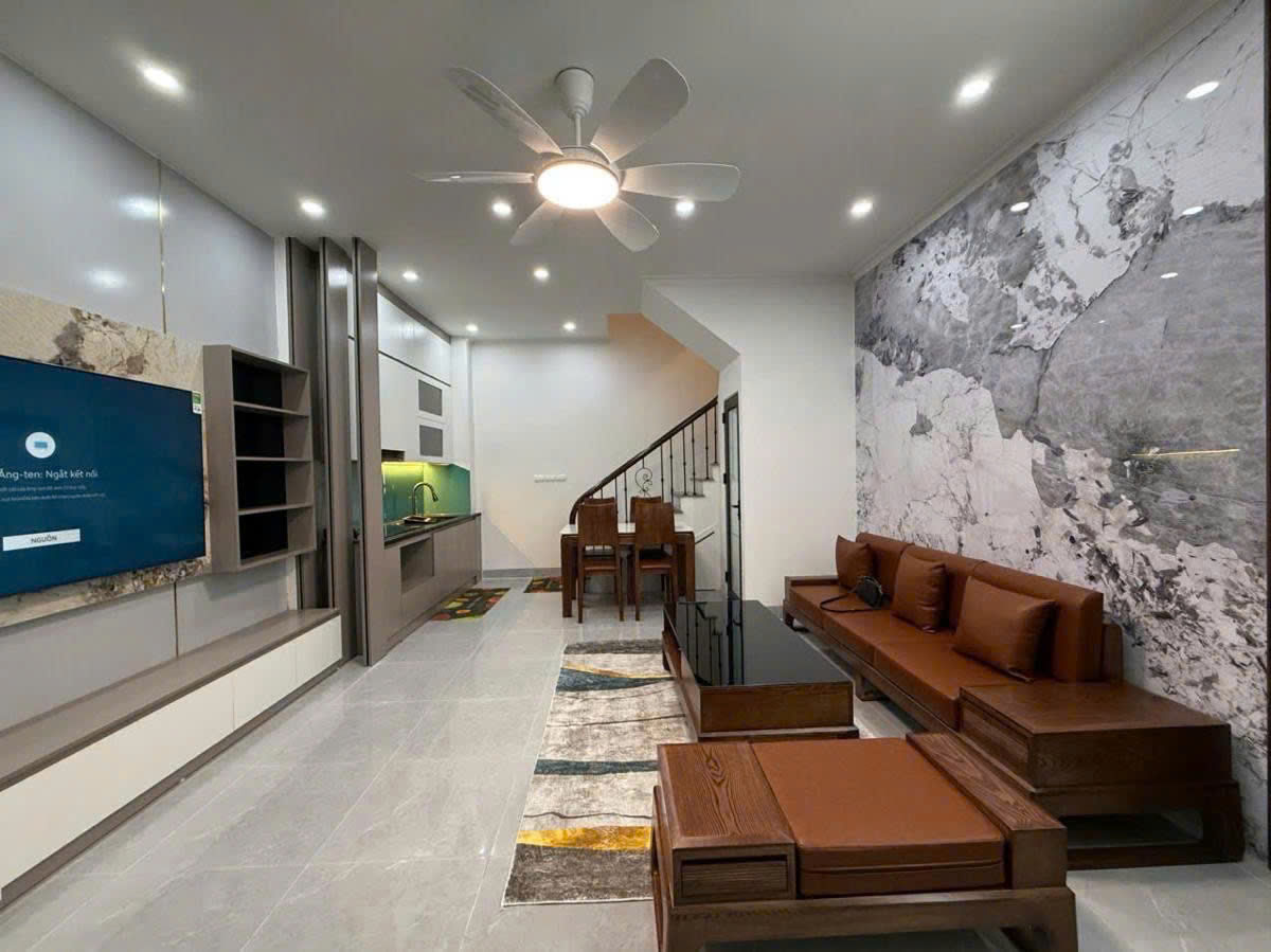  CHO THUÊ NHÀ RIÊNG 5 TẦNG – VÕ CHÍ CÔNG, NGHĨA ĐÔ (CẦU GIẤY) 