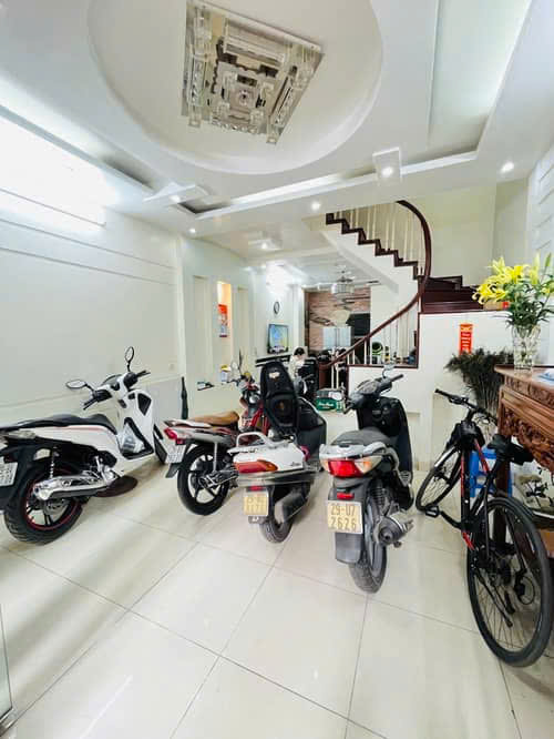  HOT! CHỈ 289 TRIỆU M CÓ NHÀ NGÕ 477 KIM MÃ 47M 5 TẦNG  Ở LUÔN GIÁ 13.6 TỶ 0336212066 