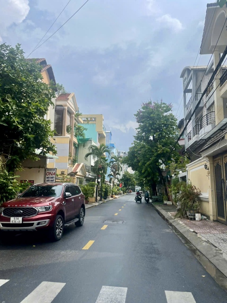  CÓ LUÔN, Nhà HXH 8m Quang Trung, 56m2 5 tầng, 5.5 tỷ TL 0964364745 