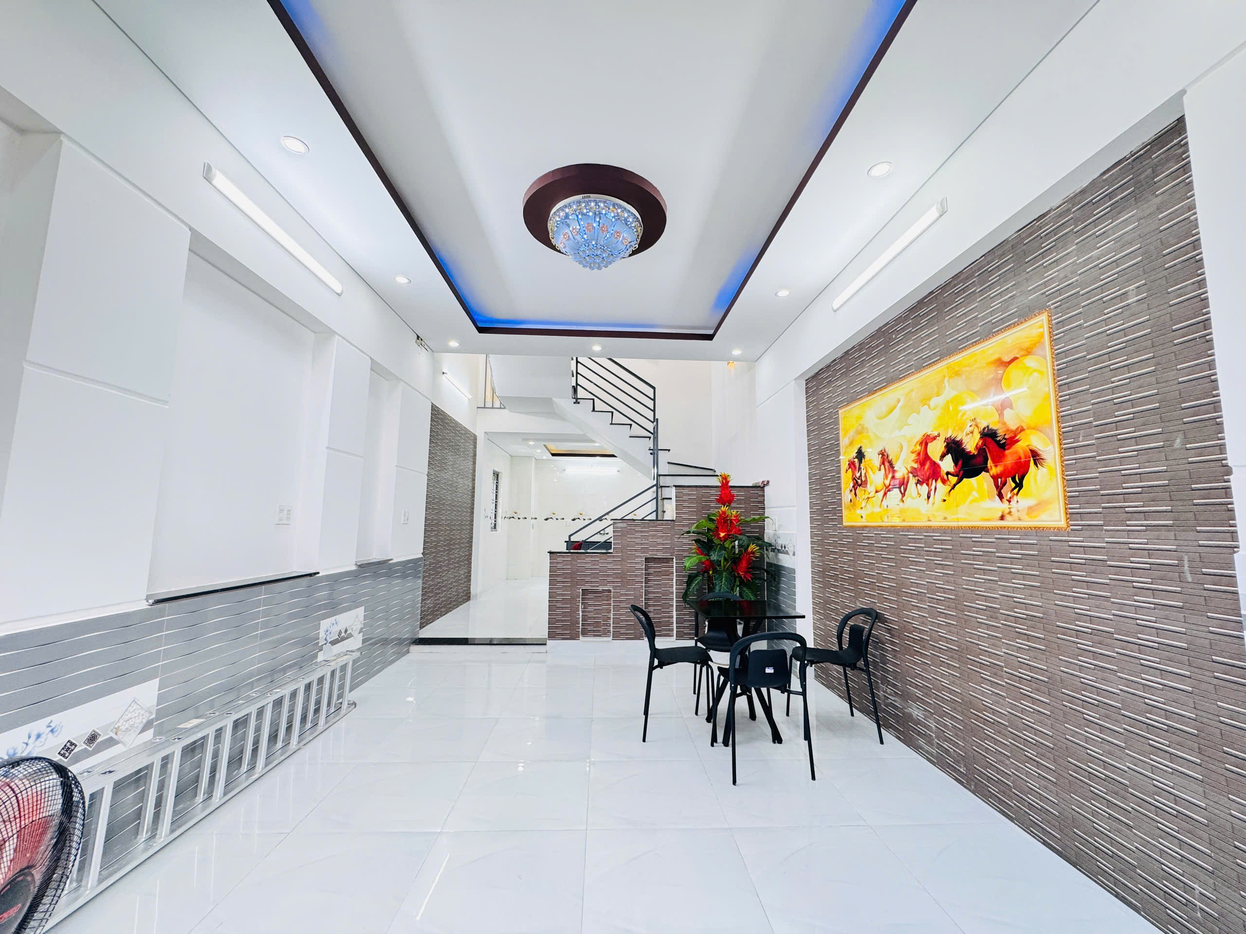  Bán nhà 3 tầng mới keng kiệt 500 Tôn Đản - Diện tích đất 50,4m2 