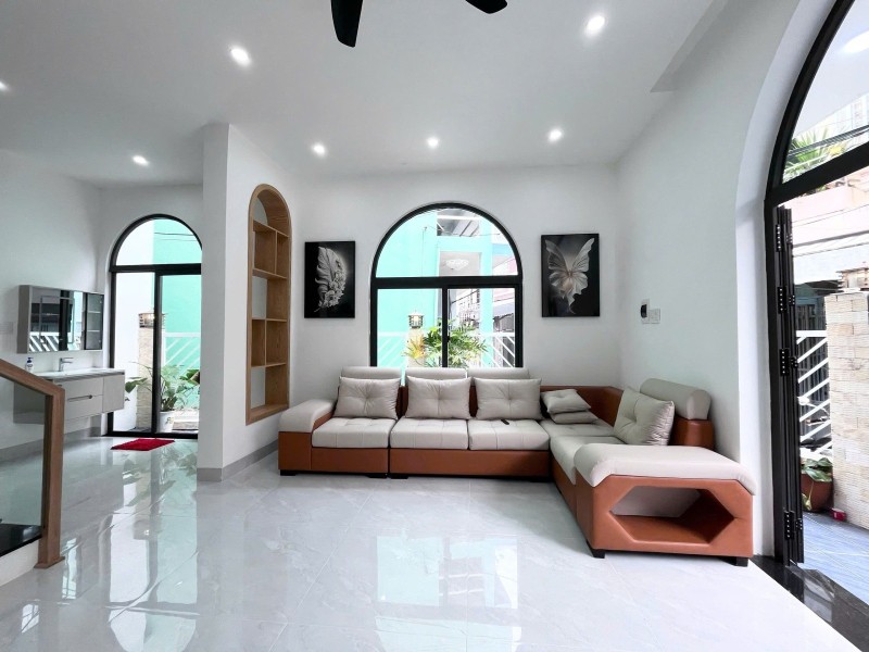  ♪ Nhà sát MT Trần Cao Vân gần Biển 3 mặt thoáng, 88m2, ngang 7m, 2 tầng ở ngay, 5.x tỷ 