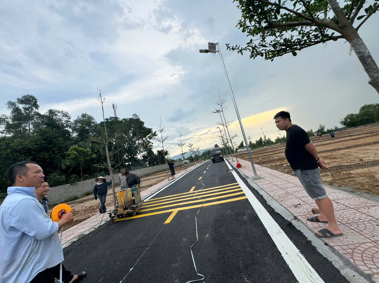  Chỉ với 1X bạn đã sở hữu được lô đất đẹp bậc nhất Khu Nghỉ Dưỡng Vườn Vua – Thanh Thuỷ - Phú Thọ. 