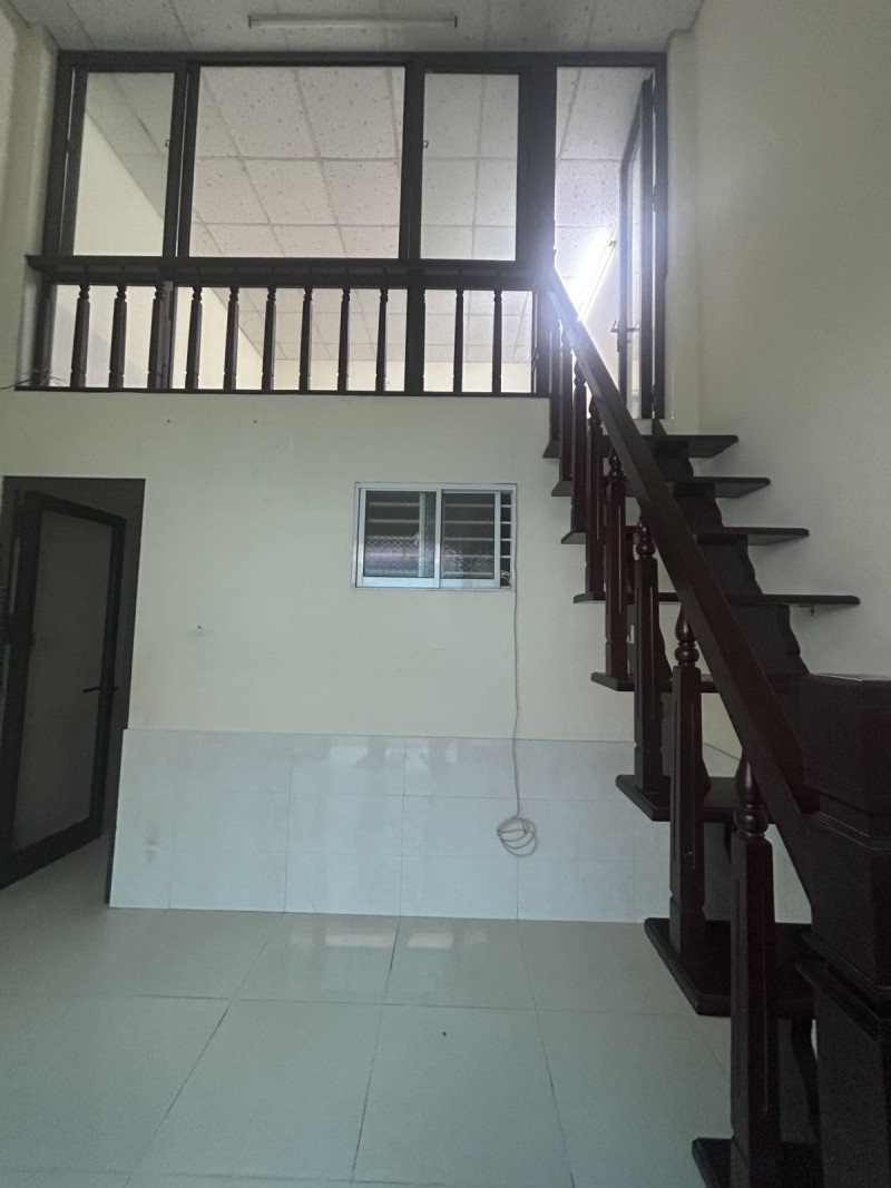  ♥ Nhà Kiệt gần DownTown, Quảng Trường, 42m2, mê lửng, 3.xx tỷ 