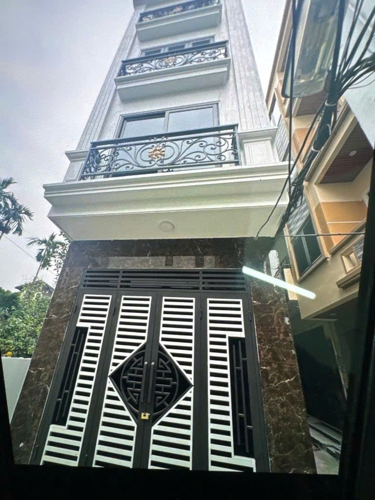  Hàng Hiếm Tây Mỗ Nhà Lô Góc Lệch Tầng Trước Nhà Thoáng Rộng
Siêu Phẩm Tây Mỗ Nhà Lô Góc 5 Tầng Gần Vinhomes Smart City
 Alo 0972 078 667 