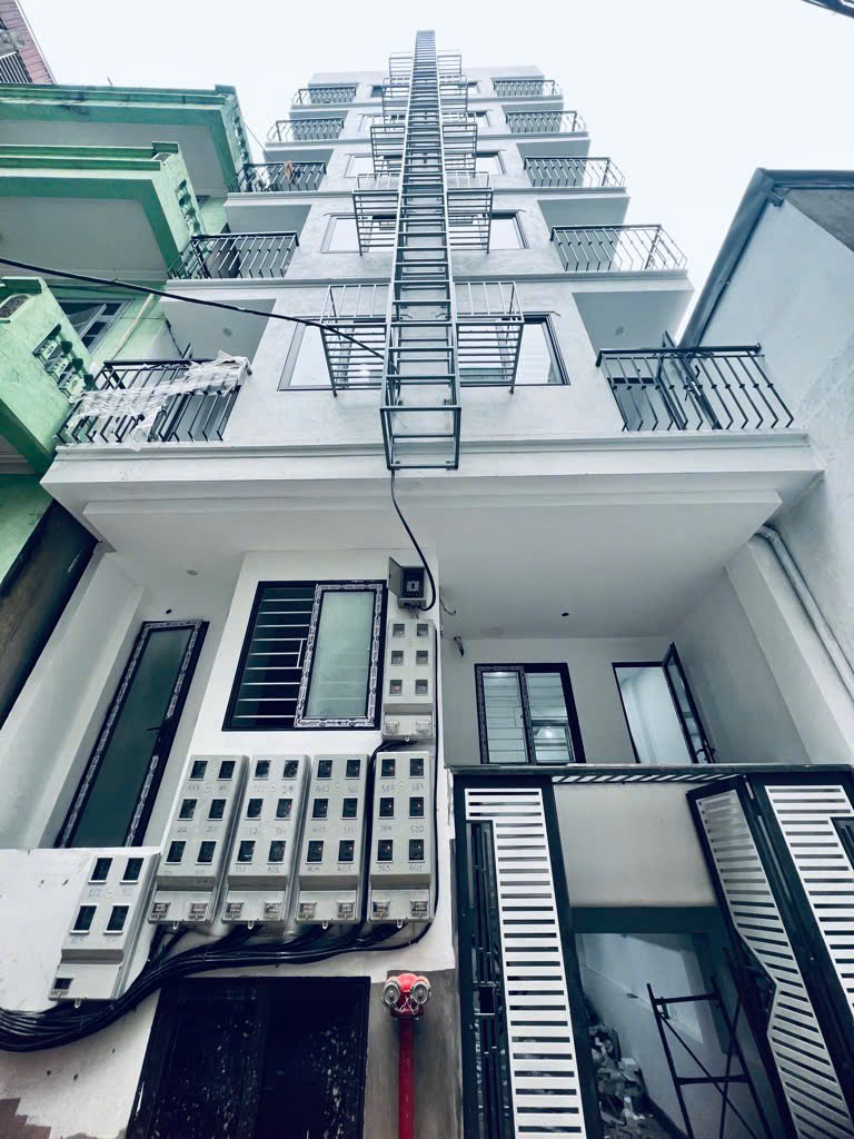  NHÀ DÒNG TIỀN HỌC VIÊN TÀI CHÍNH - DT43M2 - 5 TẦNG - GIÁ 8,8 TỶ - NGÕ THÔNG - DÒNG TIỀN ỔN ĐỊNH 