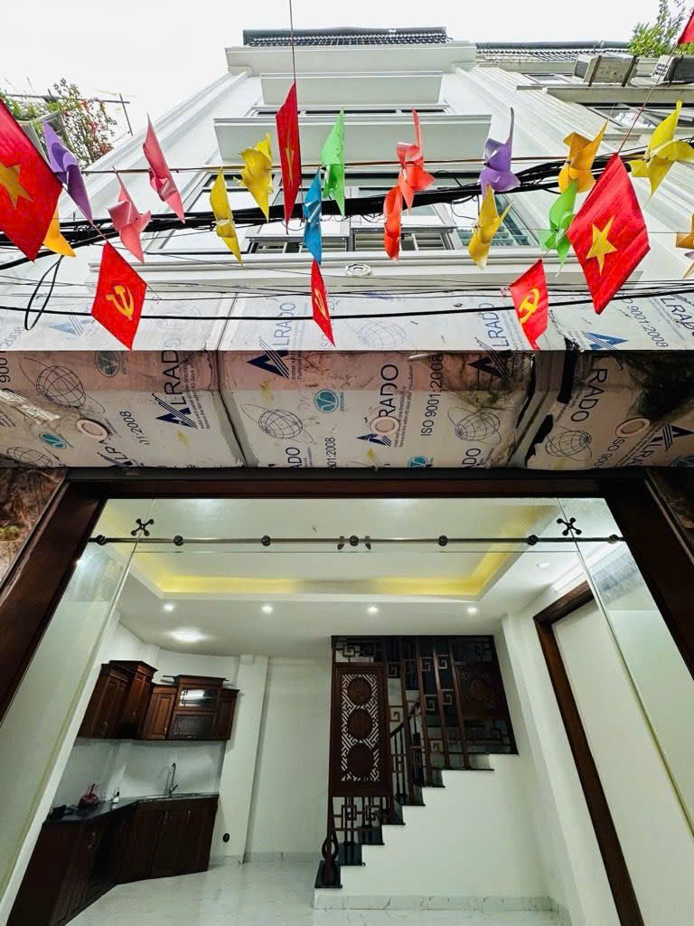  ???? Bán Nhà Mỹ Đình Lô Góc – 5 Tầng – Gần Ô Tô
 10,5 Tỷ ???? LH O972 078 667 