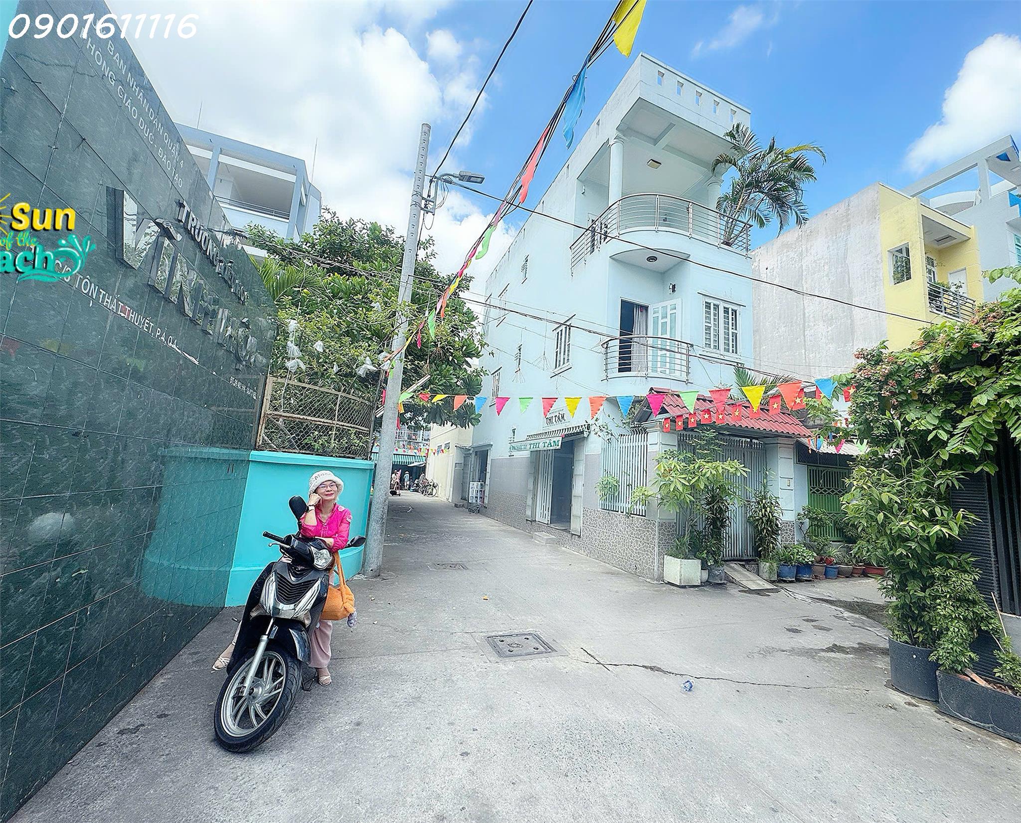  BÁN NHÀ XE TẢI QUAY ĐẦU ĐƯỜNG TÔN THẤT THUYẾT - NGAY TRƯỜNG HỌC VĨNH HỘI, QUẬN 4 - CĂN GÓC 3 MẶT TIỀN SIÊU ĐẸP - DT 4M*18M VUÔNG VỨC 