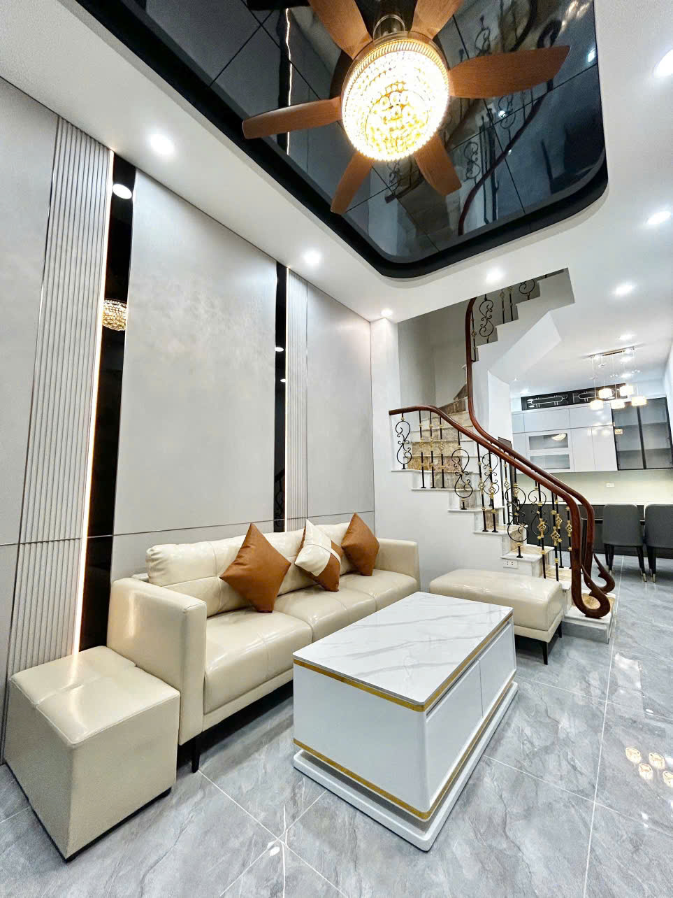  NGỌC KHÁNH BA ĐÌNH - NHÀ DÂN XÂY 2 THOÁNG - 6 PHÒNG PHÙ HỢP VỪA Ở VỪA CHO  THUÊ-34 m, 4 tầng, 9,9 tỷ 