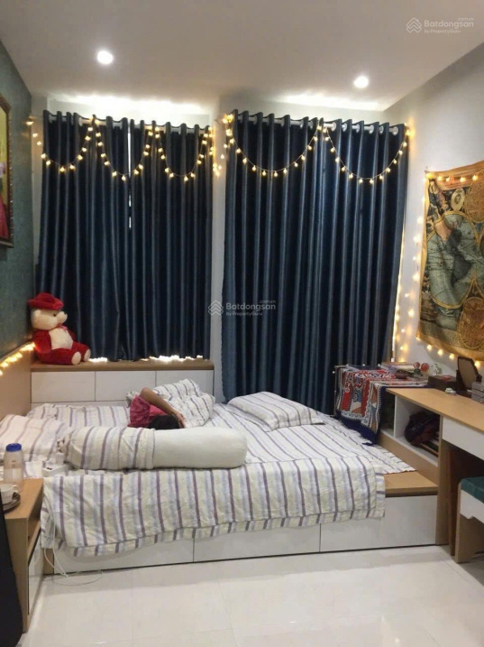  Nhà 5 tầng Tô Hiến Thành Quận 10 - hẻm xe hơi gần - 40M2 - 4 phòng - 5.3 Tỷ 