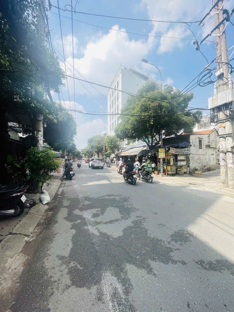  Siêu hiếm - bán trước Tết - Huỳnh Văn Nghệ - Tân Bình, nhà đẹp ngang khủng 5m, HXH, 80m2 chỉ 6,6 tỷ 