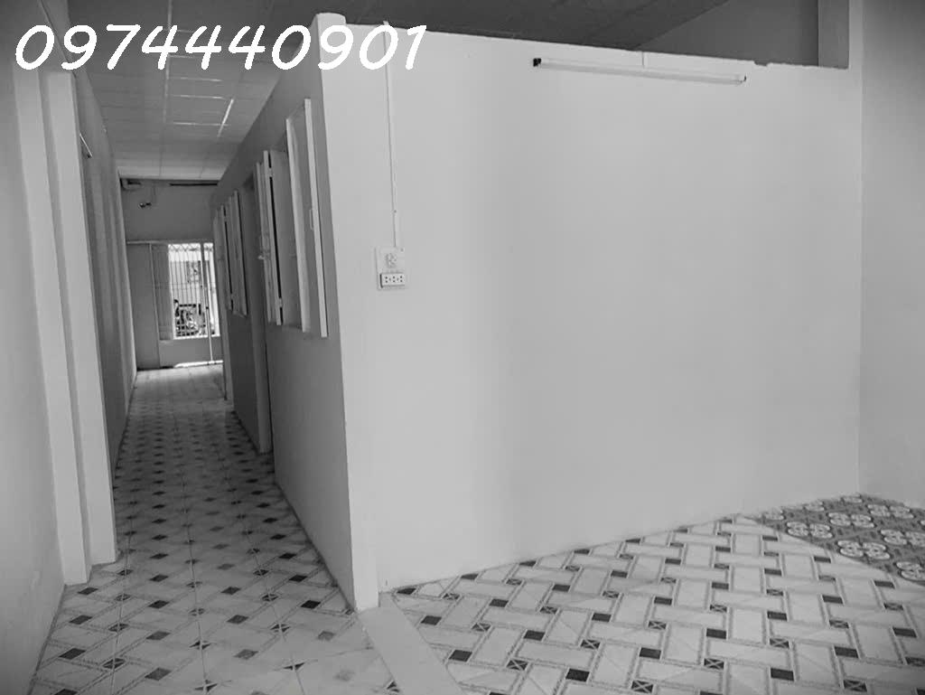  Bán Nhà C4 Đông Hưng Thuận Q12-DT 185M2- Ngang Khủng 9,7M-Dòng Tiền 10tr- Nhỉnh 6Tỷ 