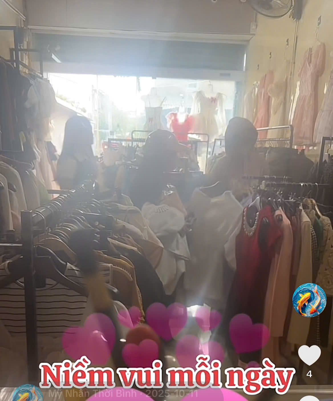  Ra tết mình xuất ngoại nên cần sang nhượng gấp shop bán và cho thuê váy áo 