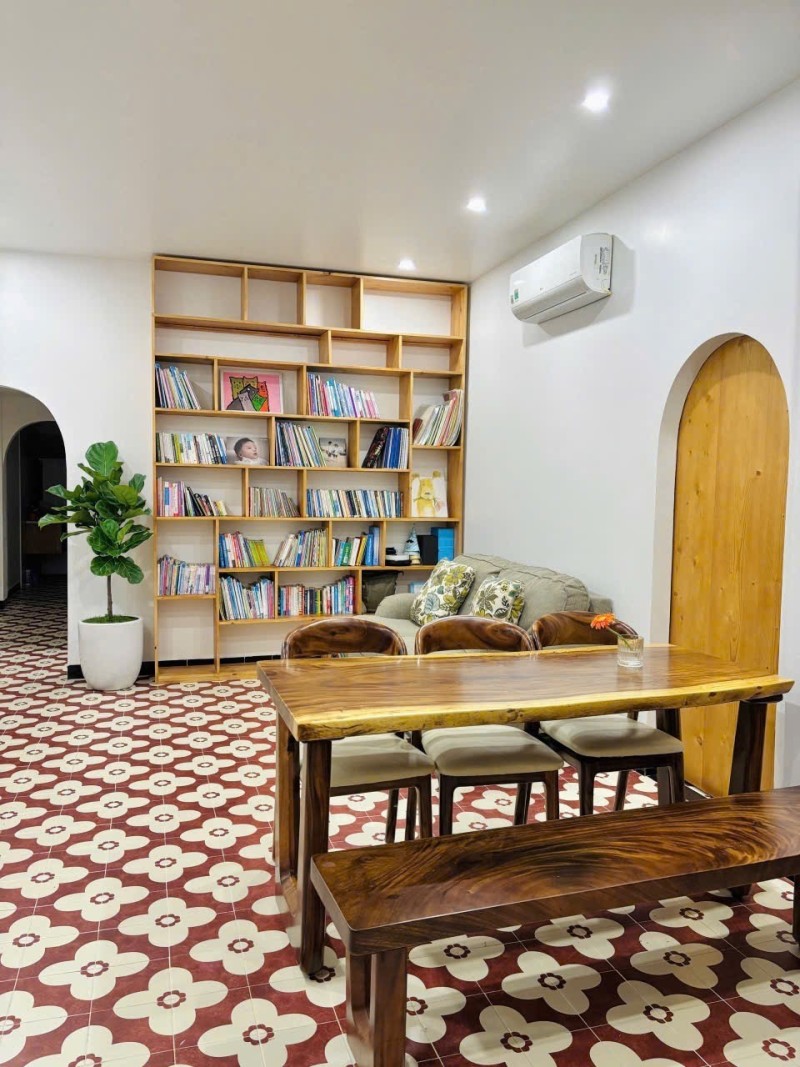  # Nhà sát Tống Phước Phổ, đi bộ ra Quảng Trường 2/9, 83m2, xinh xắn, ấm cúng, 5.2 tỷ 