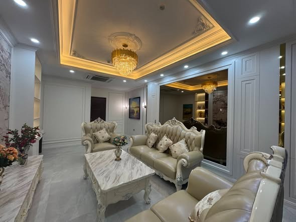  CỰC HIẾM KHU PHÂN LÔ PHỐ VĨNH PHÚC 50M 8T GIÁ 29 TỶ- Ô TÔ TRÁNH-THANG MÁY -NỘI THẤT FULL 