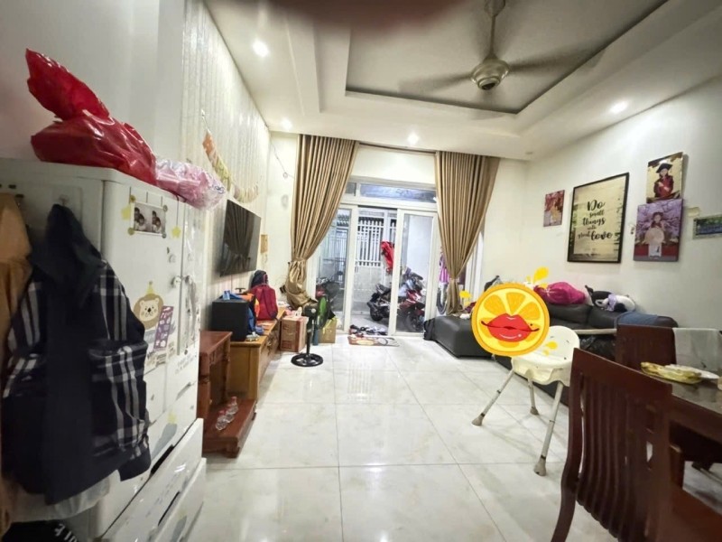  Bán nhà 3 tầng 4PN, 56m2 đường Tân Hòa 2, Q.9, TP HCM, Sổ Hồng, giá 5,89  tỷ, LH: 0933125879. 