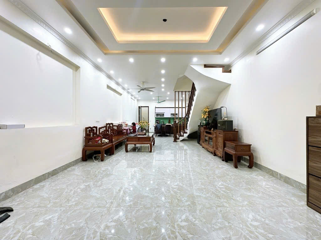  Siêu hiếm bán nhà Thụy Khuê, 1 nhà ra phố, ô tô gần nhà, mặt tiền 5m, chỉ nhỉnh 12 tỷ 