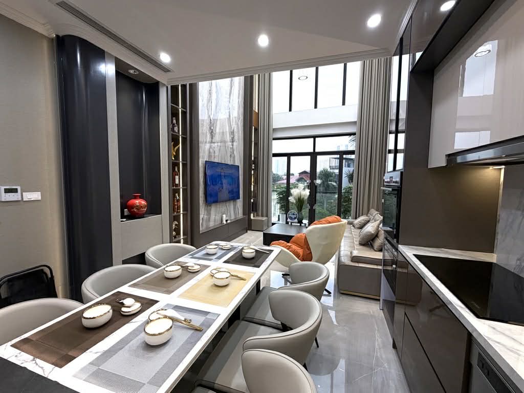  LƯƠNG NGỌC QUYẾN HÀ ĐÔNG- PHÂN LÔ- OTO- KINH DOANH- NHỈNH 16 TỶ 