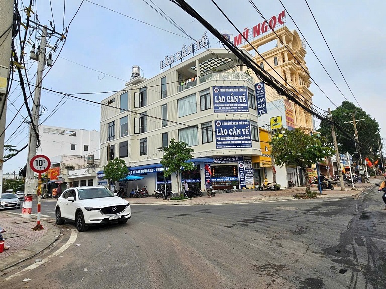  Chính chủ cần bán nhà vườn đẹp tại TT Long Thành – Mặt tiền Nguyễn Văn Cừ 