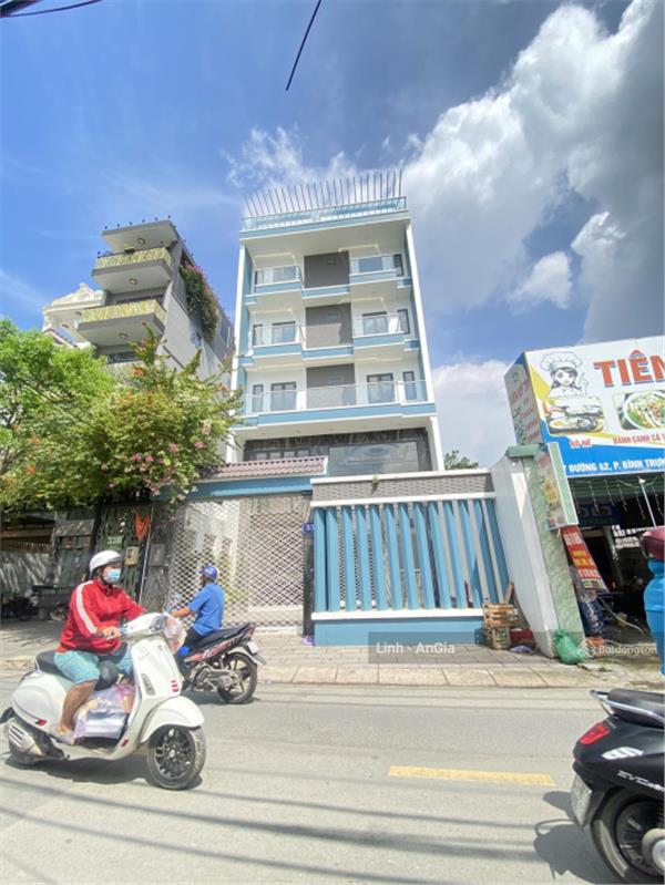  CHDV ngay mặt tiền Lê Văn Thịnh 1 hầm 7 tầng 22 phòng Quận 2 