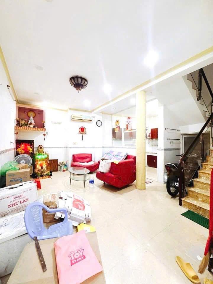  *QUẬN 5 Trung Tâm Sầm Uất - Nguyễn Trãi – Trần Hưng Đạo 
10m Ra HXH Ngang Nở hậu 7.5m Xíu 5 Tỷ 