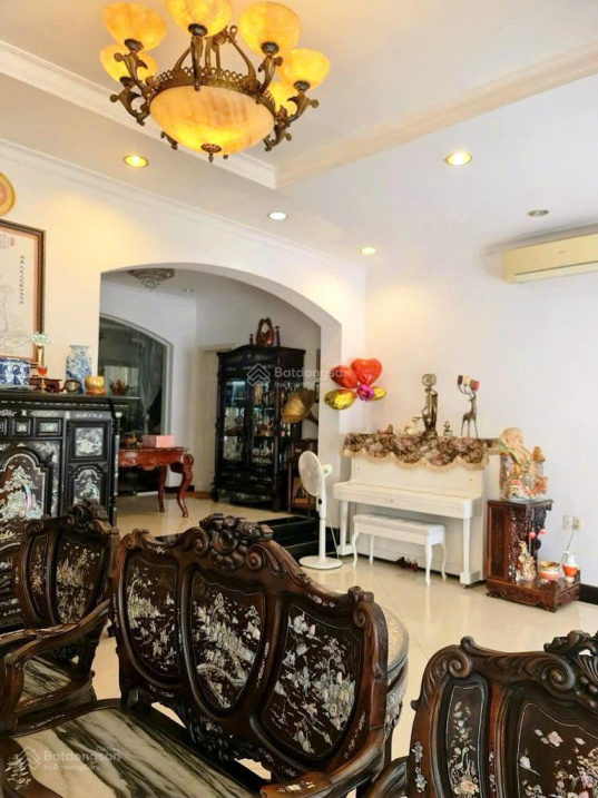  VIP VBIỆT THƯ LIỀN KỀ  GẦN PHÚ MỸ HƯNG ,  8.5 x18m [CHỈ 14 
 NHỈNH 14 TỶ 