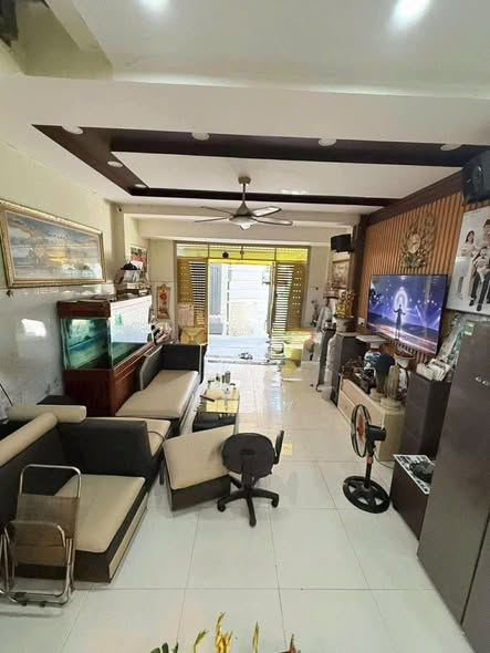  Nhà Đường Trần Văn Quang Quận Tân Bình Phường 10 Cũ. 