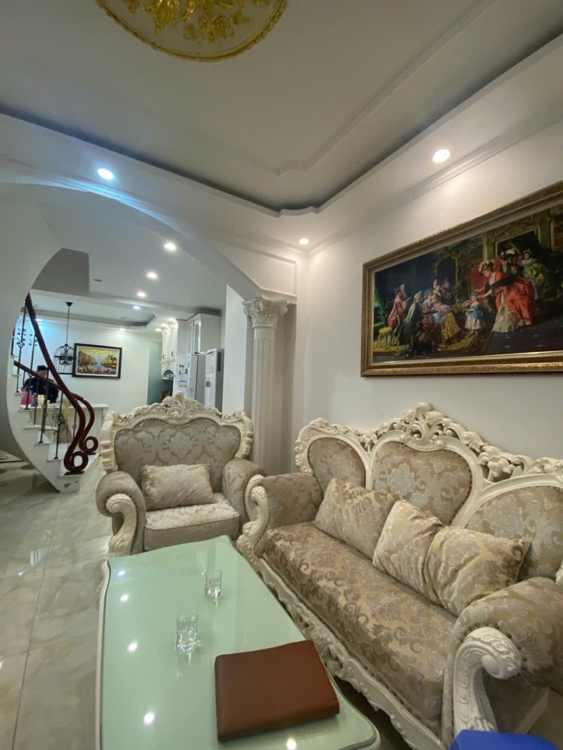  BÁN NHÀ MẶT PHỐ PHÚC LỢI – LONG BIÊN
View hồ điều hòa – Nhà đẹp ở ngay – Giá trị tăng bền vững 