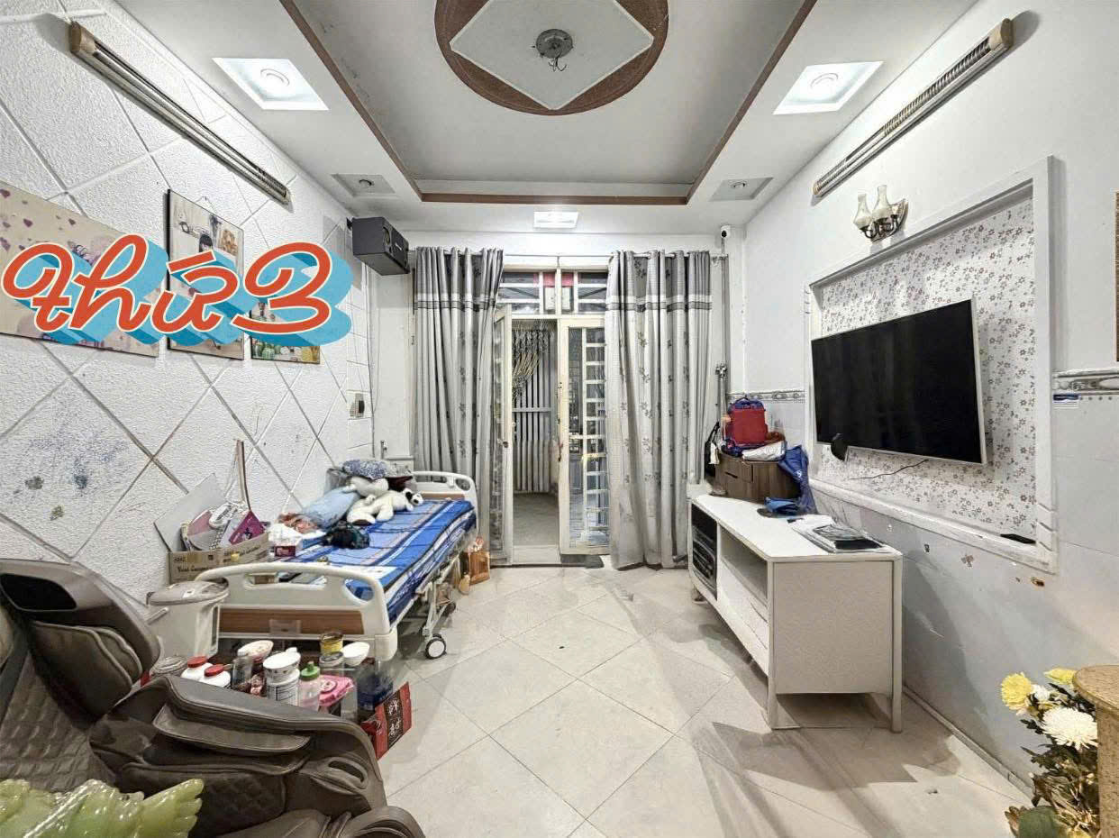  GẤP BÁN - GIẢM 1.5 TỶ - CHÍNH CHỦ BÁN 8.5 TỶ - NGUYỄN ĐÌNH CHIỂU - PHÚ NHUẬN - 5PN LỚN - 4 X 10 -  HXH - TL 