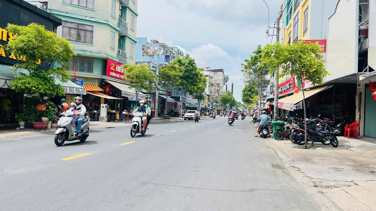  CHDV  Huỳnh Mẫn Đạt - Quận 5 - 5 tầng - 7 Phòng - 41m2 - 9.7 Tỷ 