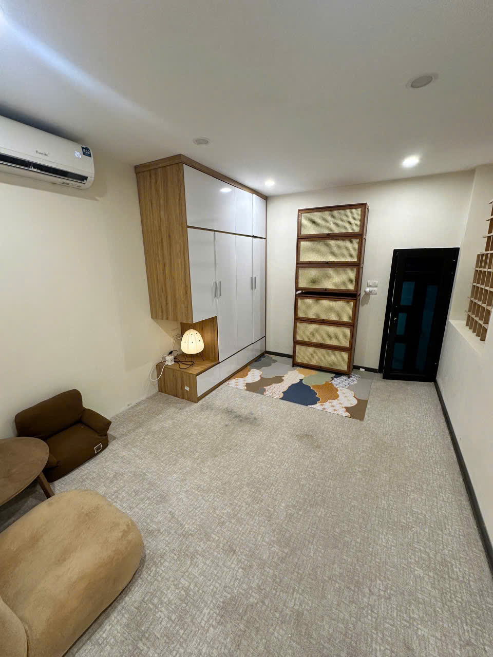  CHO THUÊ NHÀ RIÊNG 2 TẦNG – ĐỐI DIỆN CÔNG VIÊN THỐNG NHẤT 