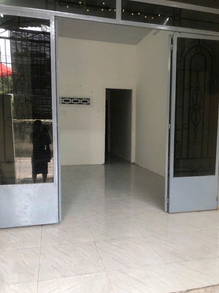  BÁN NHÀ MẶT TIỀN ĐƯỜNG NGUYỄN KHÁNH TOÀN
  Diện tích: 65m² Giá bán: 6,2 tỷ (có thương lượng nhẹ) 