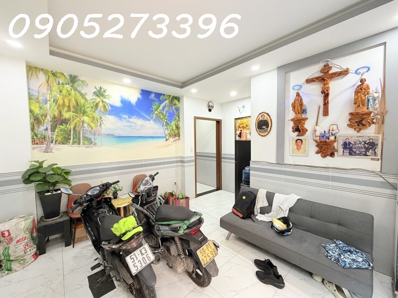  TÂN PHÚ GIÁP TÂN BÌNH - HẺM XE HƠI CÁCH 2 CĂN RA MẶT TIỀN - DT 51M2 -  2 TẦNG -  2PN 2WC NHÀ MỚI VÀO Ở NGAY CHỈ 4 TỶ NHỈNH. 