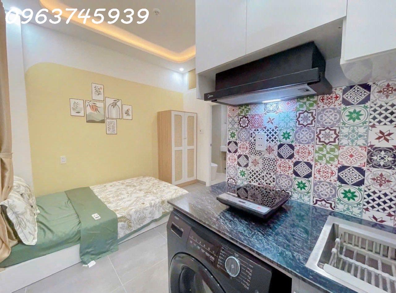  Nhà có thang máy, diện tích 51m2, ngang 5.7m x 9m, 4 tầng, giá 7.5 tỷ, Đường 22 Thủ Đức 