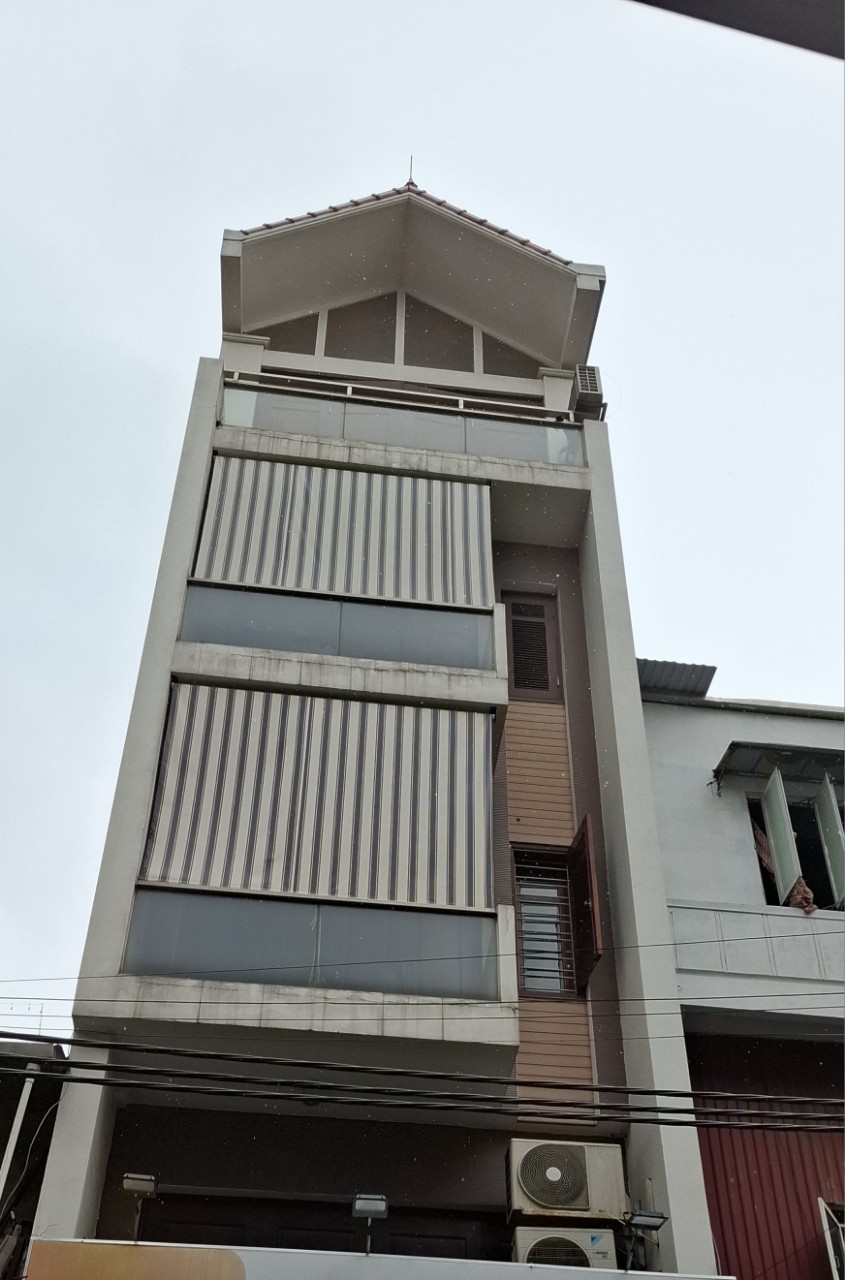  BÁN NHÀ HỌC VIÊN TÀI CHÍNH - DT53M2 - 5 TẦNG - GIÁ 9.3 TỶ - NGÕ Ô TÔ - THÔNG - KINH DOANH 